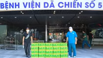 Những chuyến xe ‘chở yêu thương’ tiếp sức y bác sĩ tuyến đầu chống dịch COVID-19