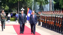 Ưu tiên cao nhất cho việc không ngừng củng cố, vun đắp mối quan hệ Việt-Lào