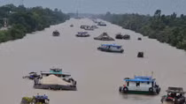 Một con tàu vận chuyển dọc bờ biển sẽ tải được hàng hóa thay cho hàng nghìn ôtô