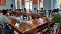 Xúc phạm người thi hành công vụ, 2 người bị phạt 10 triệu đồng
