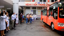 Thừa Thiên - Huế tiếp tục điều động 40 y, bác sĩ vào TP Hồ Chí Minh hỗ trợ chống dịch COVID-19