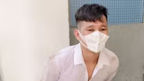 Bắt giữ thanh niên mang súng đi giao ma túy