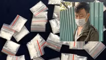 Khóa tay tài xế xe ôm đi mua ma túy về dùng