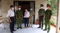 Công an tỉnh Tây Ninh tặng 120 máy tính cho học sinh nghèo