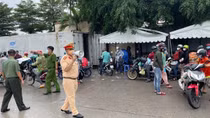 Đồng Nai: Hàng trăm lao động về quê đã phải quay lại