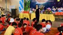 “Người lái đò” không công của lớp học đặc biệt