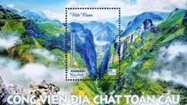 Phát hành bộ tem "Công viên Địa chất Toàn cầu"
