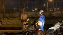 Đối tượng F1 nghiện ma túy trốn cách ly, chống người thi hành công vụ