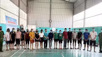 Tạm giữ một số cán bộ công chức xã tụ tập đánh bạc giữa mùa dịch