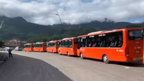 Thừa Thiên Huế bố trí 15 ôtô khách trung chuyển 350 người đi bộ về quê