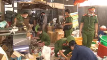 Triệt phá đường dây sản xuất hàng chục nghìn phụ tùng mô tô giả
