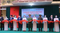 Tặng máy tính cho học sinh nghèo xã Bính Xá vùng biên giới