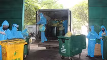 Loại trừ nguy cơ lây nhiễm dịch COVID-19 từ việc thu gom, xử lý rác