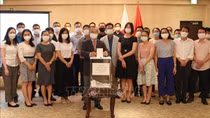 Bộ Chính trị: Dù ở bất cứ nơi đâu, đồng bào ta vẫn luôn hướng về Tổ quốc