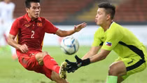 Tuyển Việt Nam bất ngờ triệu tập hậu vệ Hà Nội FC