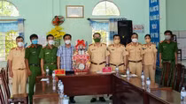 Cục CSGT thăm và làm việc với Công an xã Bình Hiệp
