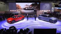 VinFast ra mắt thương hiệu xe điện tại Los Angeles Auto Show 2021