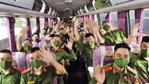Không thể phủ mờ sứ mệnh thiêng liêng của lực lượng vũ trang trong cuộc chiến chống COVID-19