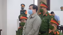 Phan Văn Anh Vũ bị đề nghị từ 7-9 năm tù về tội đưa hối lộ