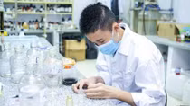 Học sinh Vinschool báo cáo khoa học tại Hội nghị Công nghệ Sinh học toàn quốc 2021