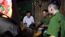 Trưởng Công an xã hết mình với đồng bào vùng cao biên giới