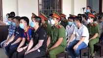 Xét xử 21 bị cáo liên quan vụ chém người, nổ súng ở TP Cần Thơ
