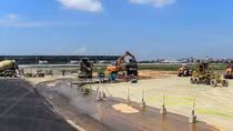 Hai nhà thầu thi công đường băng Nội Bài bị cảnh cáo