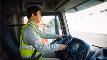 Nhật Bản tuyển tài xế taxi và xe buýt Việt Nam