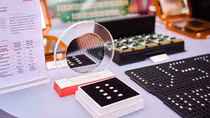 Sản xuất chip bán dẫn khó cỡ nào và những tiêu chuẩn “trên trời” phía sau nhà máy chip của Viettel