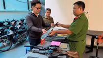Hiệu quả từ phong trào giao nộp vũ khí, công cụ hỗ trợ tại TP Hồ Chí Minh