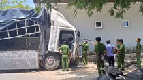 Khởi tố hình sự vụ xe tụt dốc tại triền núi Tà Zôn khiến 3 người tử vong