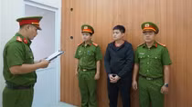 Khởi tố đối tượng cho vay lãi nặng, thu lợi bất chính hơn 400 triệu đồng