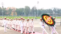 Đoàn đại biểu lực lượng Tham mưu Công an nhân dân vào Lăng viếng Bác