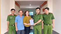 Công an phường nhanh chóng làm rõ vụ lừa đảo, thu hồi tài sản cho bị hại