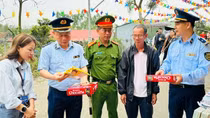 Đồng loạt ra quân kiểm tra, đảm bảo thị trường an toàn, lành mạnh mùa lễ hội