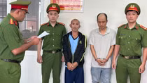 Khởi tố 2 đối tượng dùng hung khí đánh nhau sau va chạm giao thông
