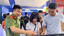 Lặng lẽ giữ vững "lá chắn số" cho thành phố bên sông Hàn