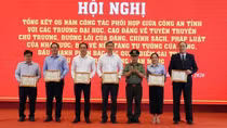 Nâng cao nhận thức của sinh viên trong đấu tranh, bảo vệ nền tảng tư tưởng của Đảng