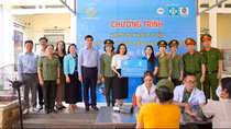 Phụ nữ Công an nhân dân với chương trình “Đồng hành cùng phụ nữ biên cương”