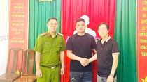 Công an phường hỗ trợ người dân nhận lại trên 1 tỷ đồng chuyển nhầm