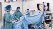 Cùng lúc mắc 3 loại ung thư, bác sĩ cảnh báo cần khám sức khoẻ định kỳ