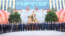 Đoàn đại biểu cấp cao Bộ Công an Lào thăm và làm việc với Công an TP Hà Nội