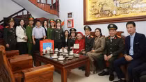 Phụ nữ Công an nhân dân: Bản lĩnh, nhân văn, lặng thầm góp chiến công