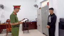Bắt nam thanh niên rủ bạn gái nhí vào nhà nghỉ để… “tâm sự”