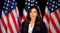 Ông Trump sa thải Bộ trưởng An ninh Nội địa Kristi Noem