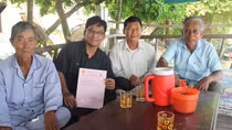 Niềm vui của người dân khu định cư ở Huế sau hơn 30 năm chờ đợi cấp sổ đỏ