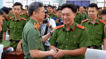 Công an TP Hồ Chí Minh trao quyết định xuất ngũ cho 1.032 hạ sĩ quan, chiến sĩ nghĩa vụ