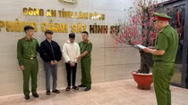 Hai thanh niên cướp tiệm vàng đêm giao thừa, bị bắt sau 16 giờ gây án