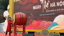 “Ngày thơ Hà Nội” diễn ra sôi động tại Văn Miếu - Quốc Tử Giám