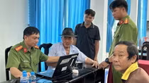 Công an TP Hồ Chí Minh thu nhận mẫu ADN cho thân nhân các liệt sĩ